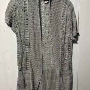 Y2K Ladies Sweater Medium Gray Short Sleeve Open Cardigan Whimsical Airy Boho